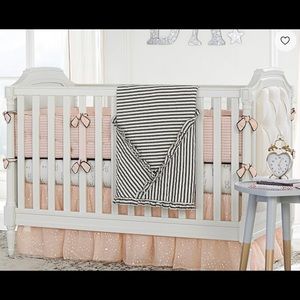 Nursery bedding